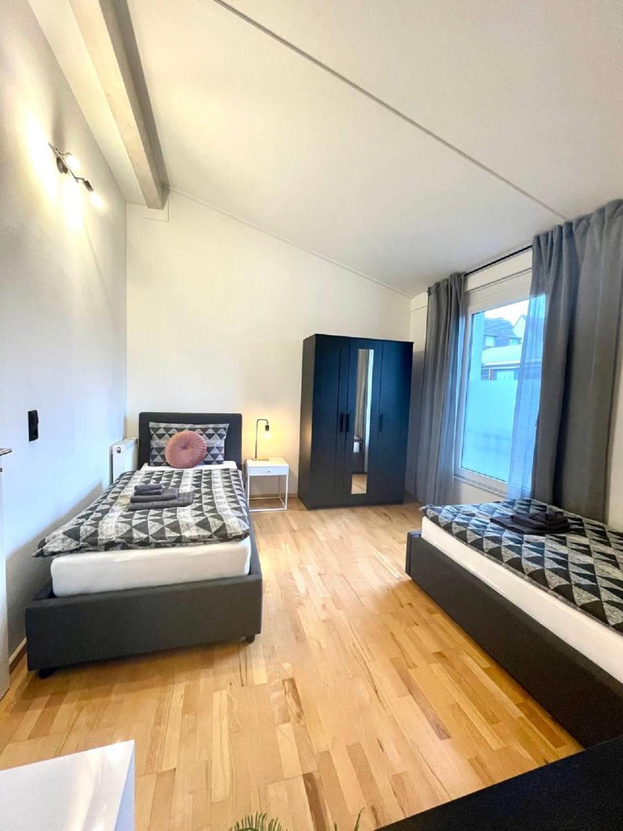 Geraeumiges Ferienhaus In Koblenz Koblenz  Dış mekan fotoğraf