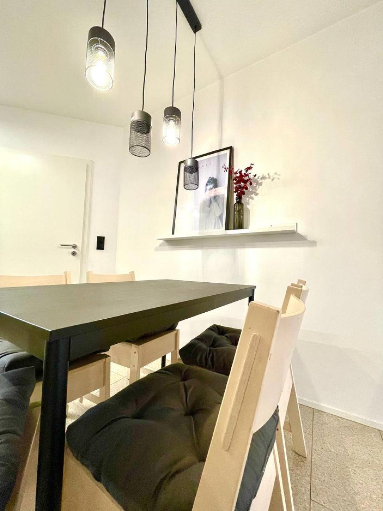 Geraeumiges Ferienhaus In Koblenz Koblenz  Dış mekan fotoğraf
