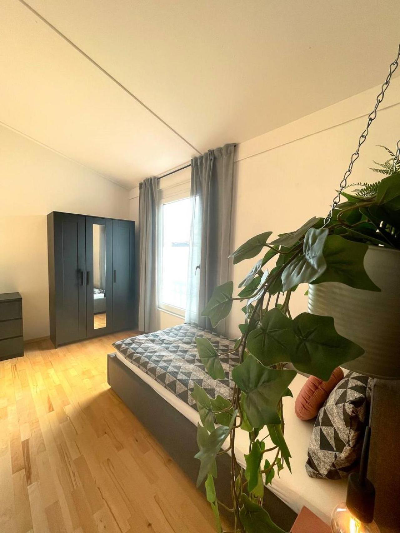 Geraeumiges Ferienhaus In Koblenz Koblenz  Dış mekan fotoğraf
